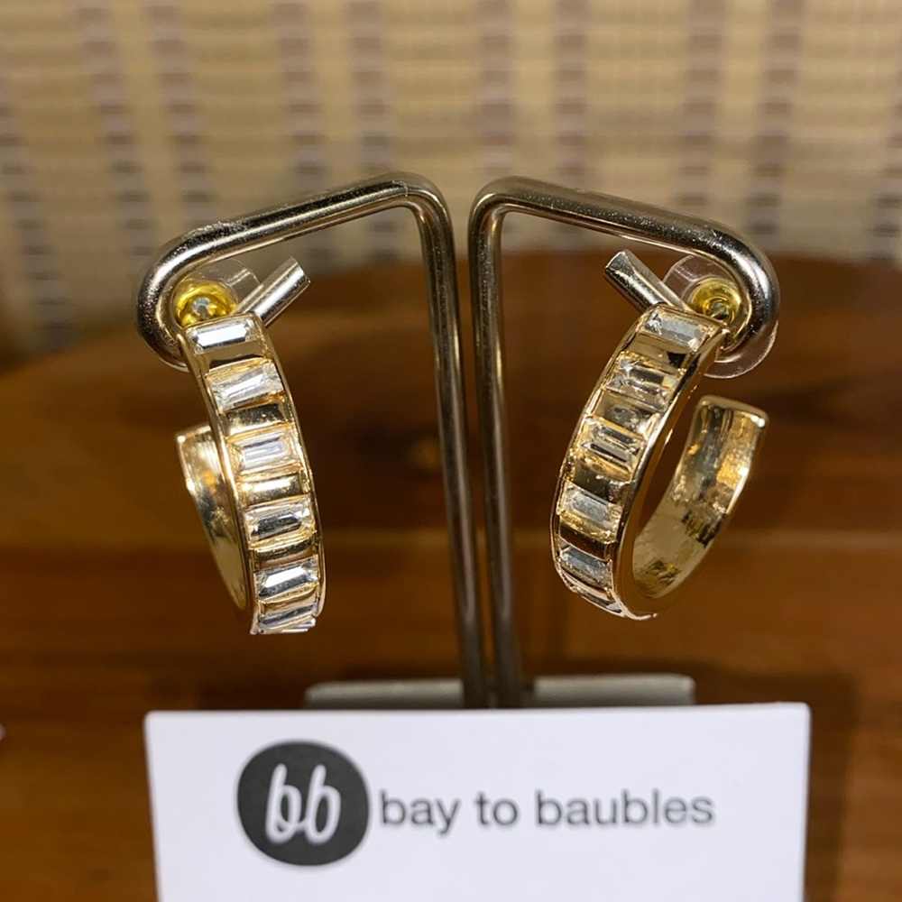 Bay to Baubles C Hoop Earrings New